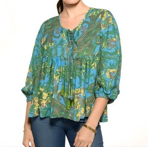 NWT Woman's Paisley Print Top One Size